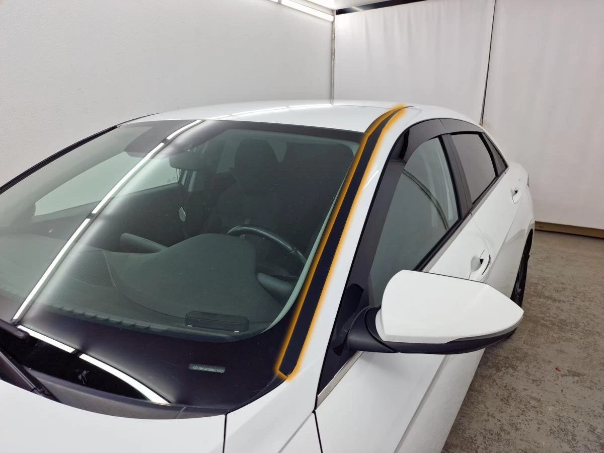 Водосток лобового стекла Премиум для Hyundai Elantra VII (CN7)