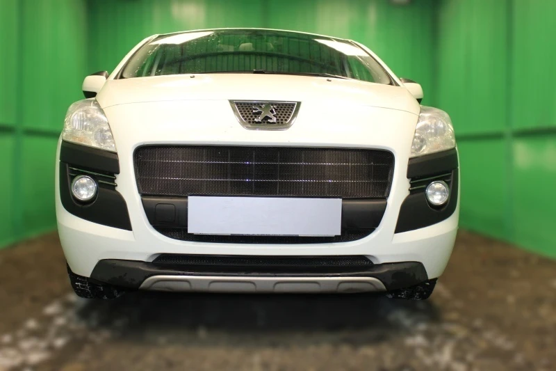 Комплект сеток black верх, низ, центр для Peugeot 3008 I Черный Стрелка 11 PEU3008.top.black-PEU3008.bot.black-PEU3008.mid.black
