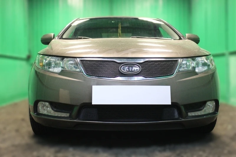 Комплект сеток black верх и низ для Kia Cerato II Черный Стрелка 11 KCER11.top.black-KCER11.bot.black