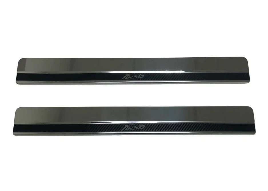 Накладки на пороги нержавеющая сталь под карбон 2шт. для Ford Fiesta Mk6 Рестайлинг