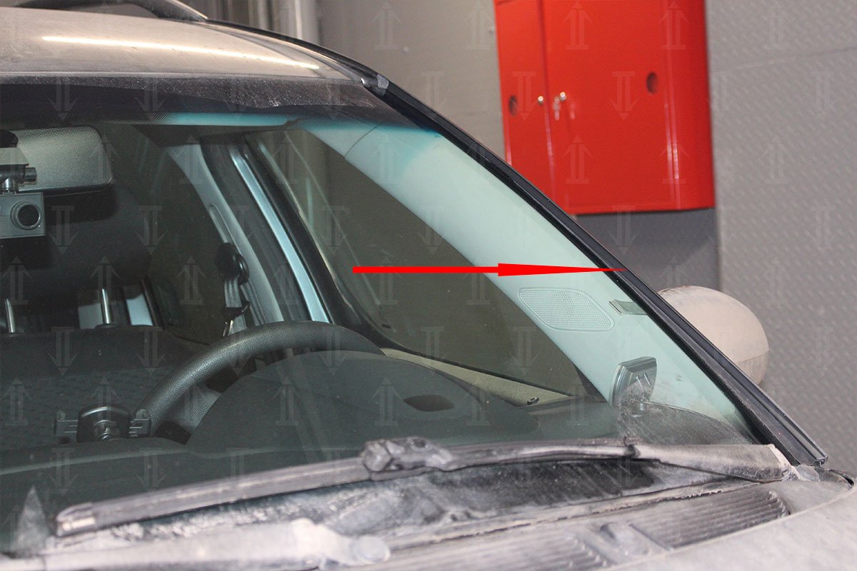 Дефлектор (водосток) лобового стекла для Skoda Roomster I Рестайлинг