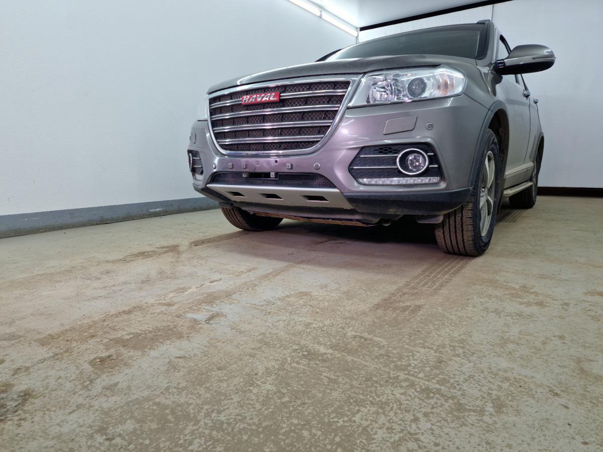 Защитная сетка радиатора низ для Haval H6