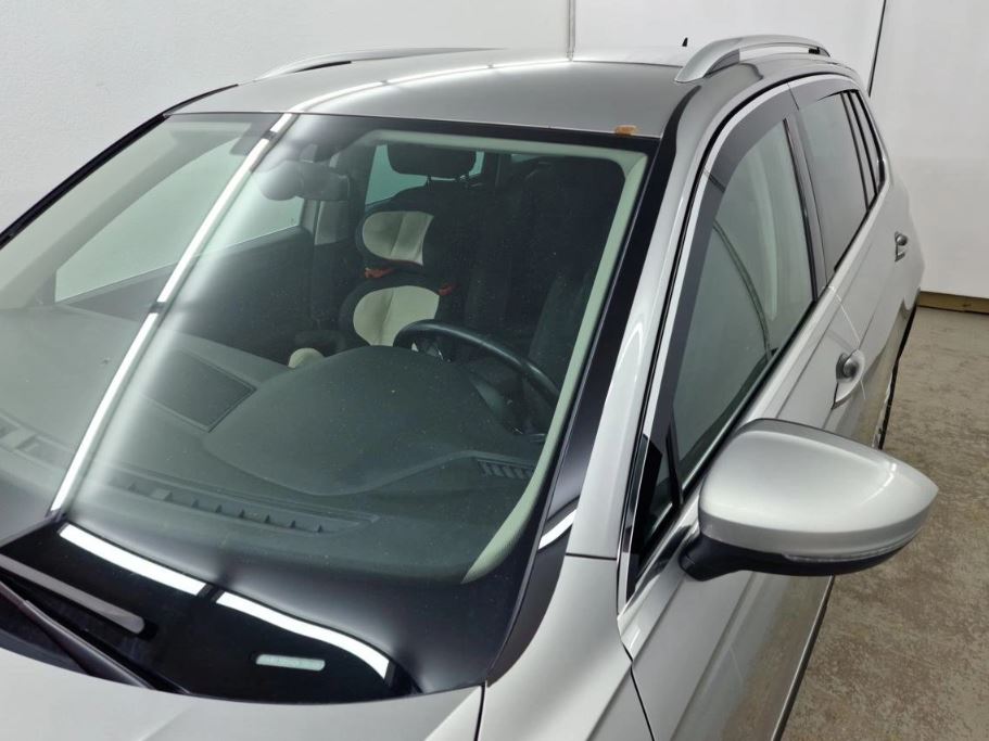 Водосток лобового стекла Премиум для Volkswagen Tiguan II