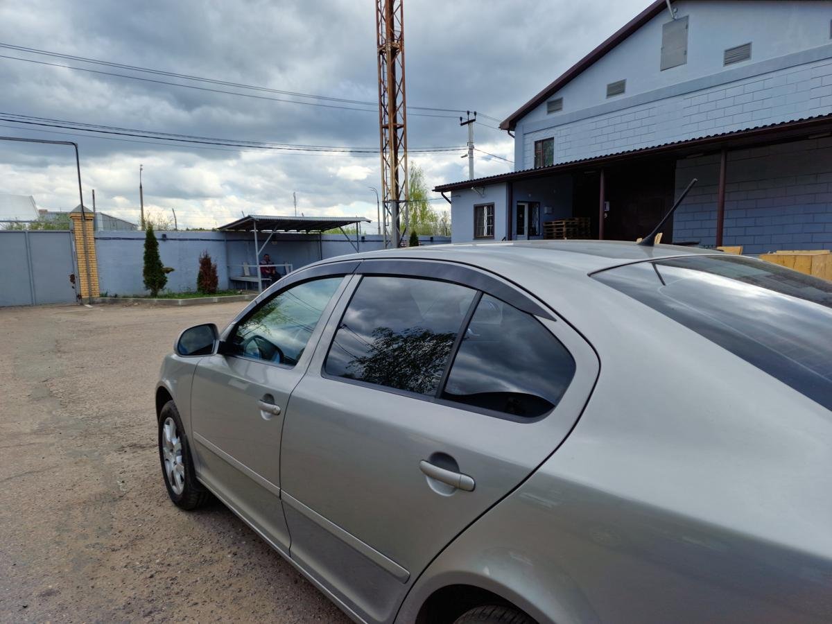 Дефлекторы окон 2D 4 шт для Skoda Octavia II (A5) Рестайлинг