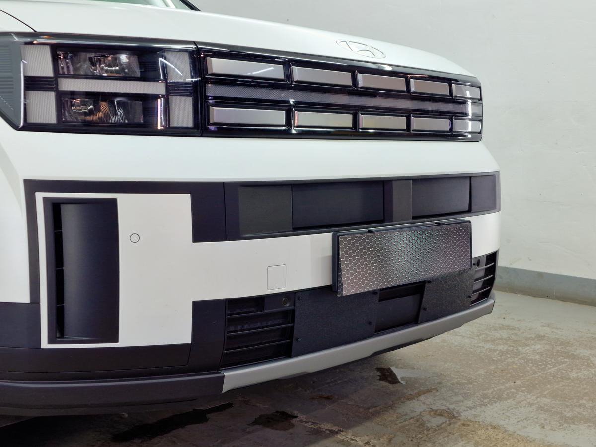 Зимняя заглушка радиатора на стяжке низ 2 части для Hyundai Santa Fe V (MX5)