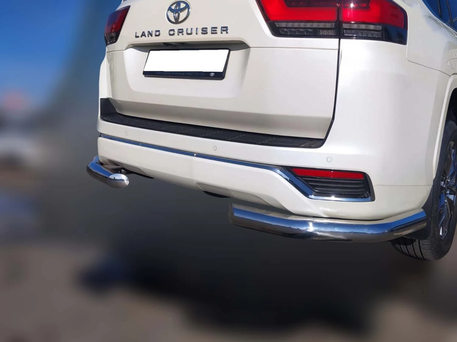 Защита заднего бампера угловая d76 мм для Toyota Land Cruiser 300 Series  Юко TLC300.21.18