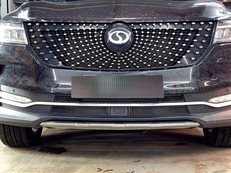 Защитная сетка радиатора низ 3 части для Dongfeng Fengon ix7 I Черный Стрелка 11 DONFIX7.black
