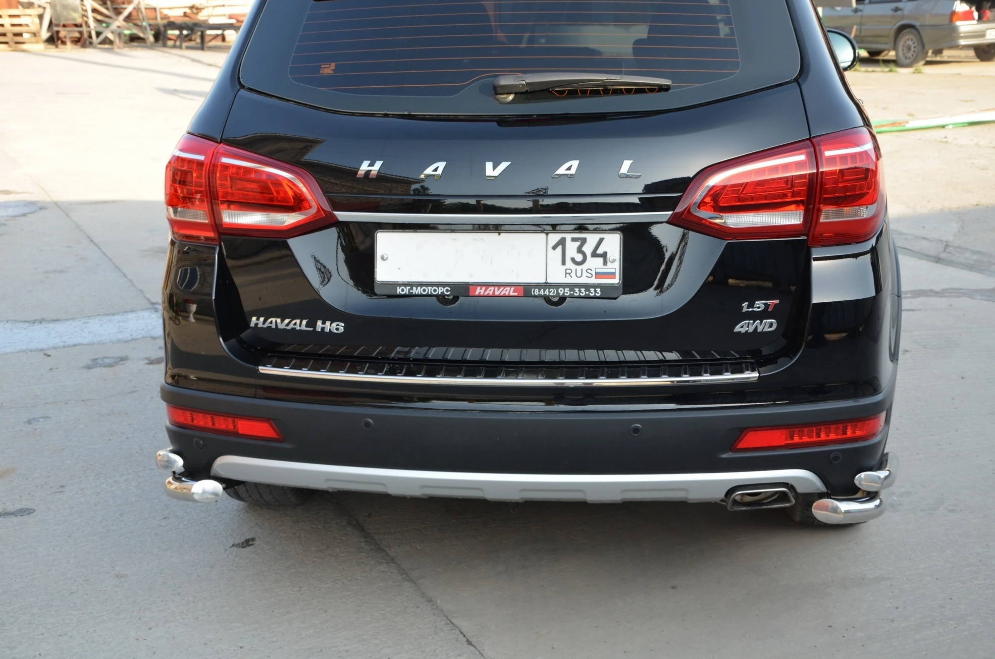 Защита заднего бампера угловая двойная d60/42 мм для Haval H6  Юко GWH6.17.19