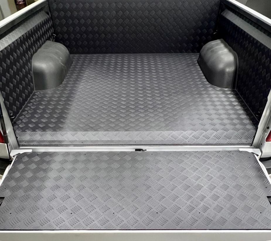 Защитный алюминиевый вкладыш в кузов автомобиля (комплект) для Sollers ST8