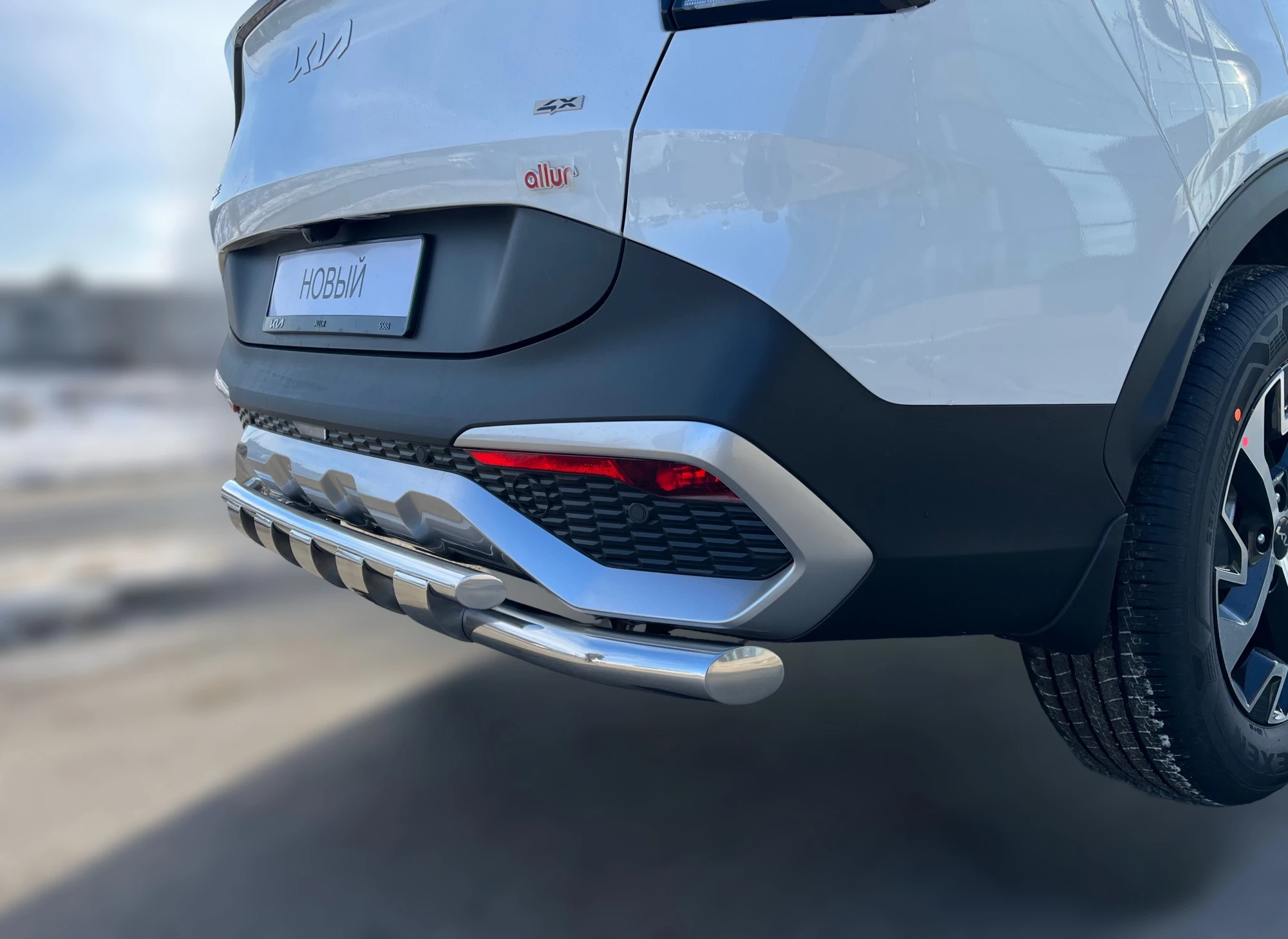 Защита заднего бампера двойная с перемычками d60/42 мм для Kia Sportage V  Юко KSP.22.25