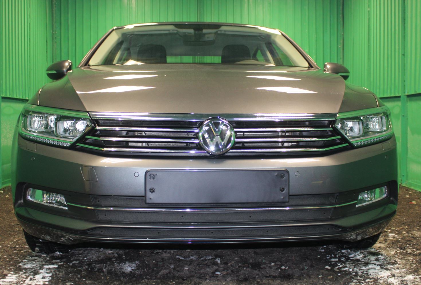 Зимняя заглушка радиатора к съемной сетке (3 части) для Volkswagen Passat B8