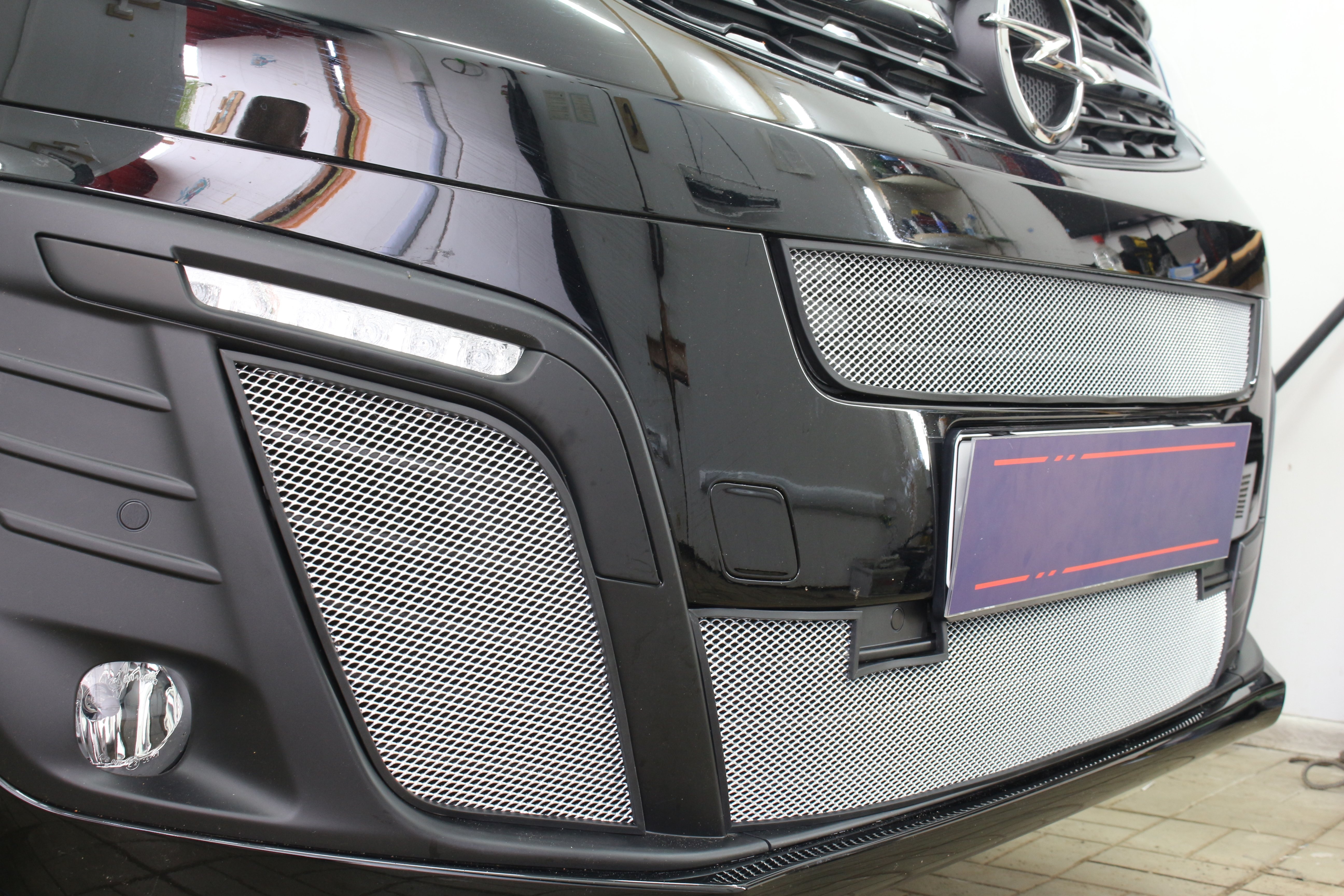 Защитная сетка радиатора боковые для Opel Zafira Life I