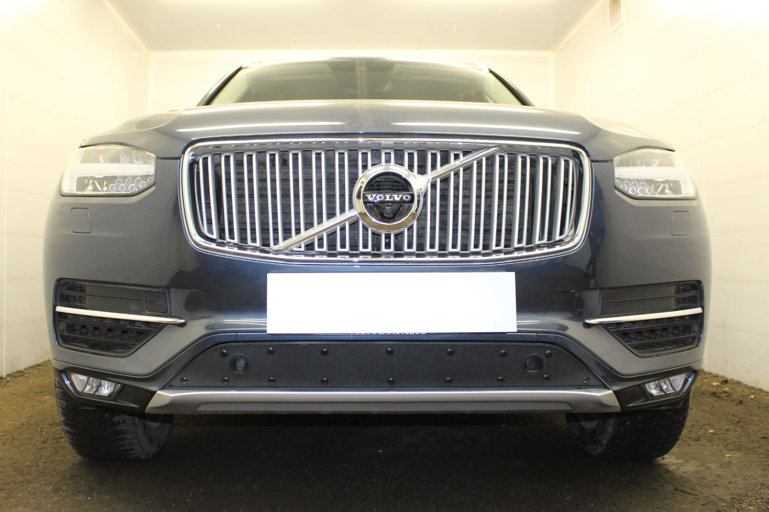 Зимняя заглушка радиатора к съемной сетке для Volvo XC90 II