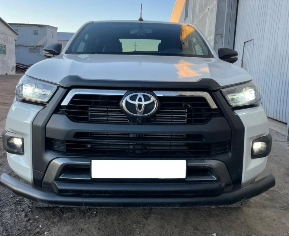 Защита переднего бампера двойная с покрытием "раптор" d76/60 мм для Toyota Hilux VIII Рестайлинг  Юко THL.20.03-1