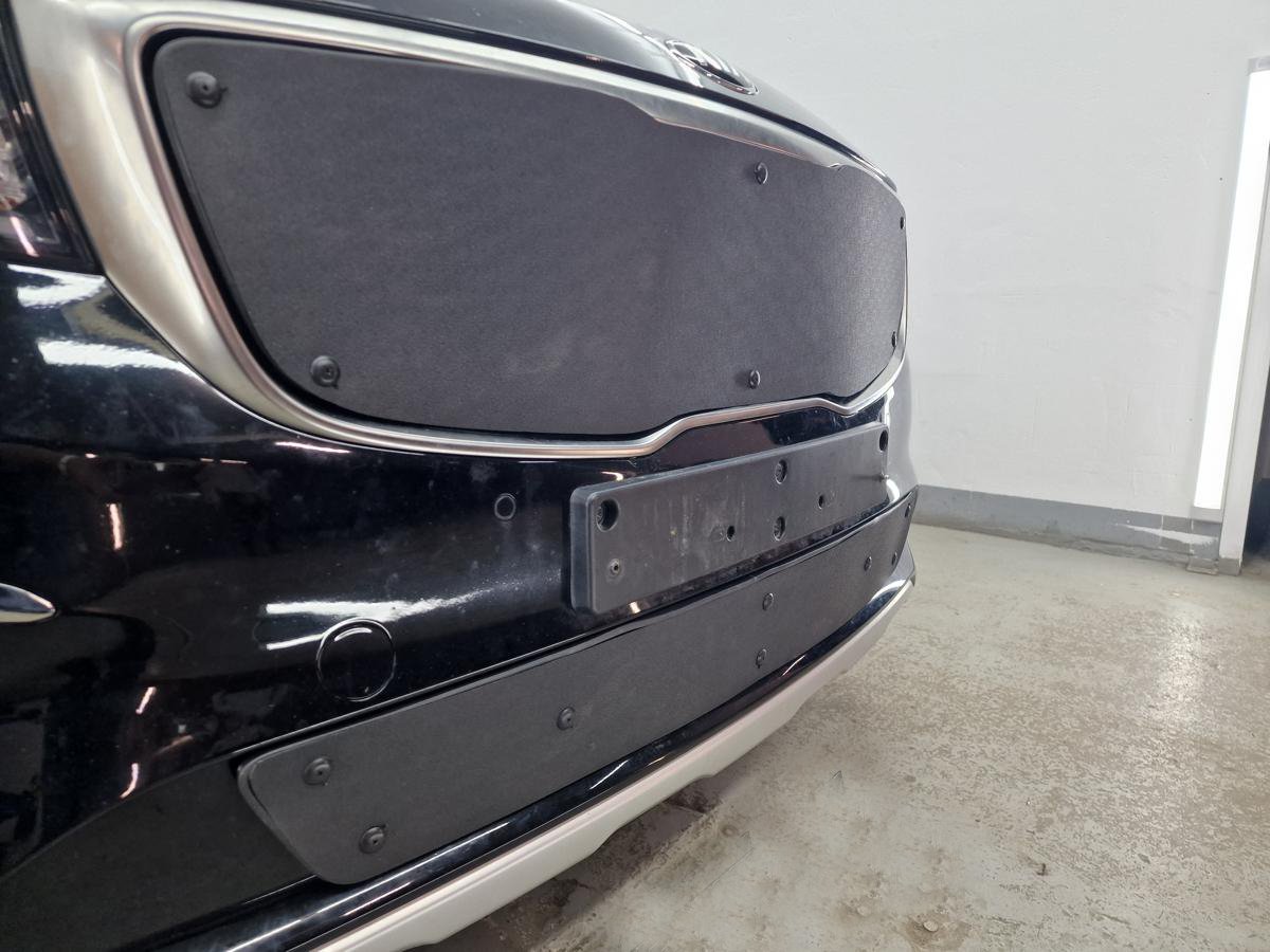 Зимняя заглушка радиатора к съемной сетке низ для Kia Carnival (YP) III Рестайлинг