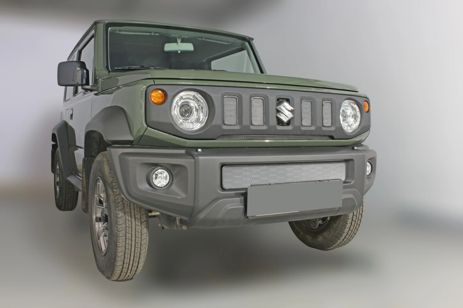 Комплект сеток chrome низ и центр 2 части для Suzuki Jimny IV