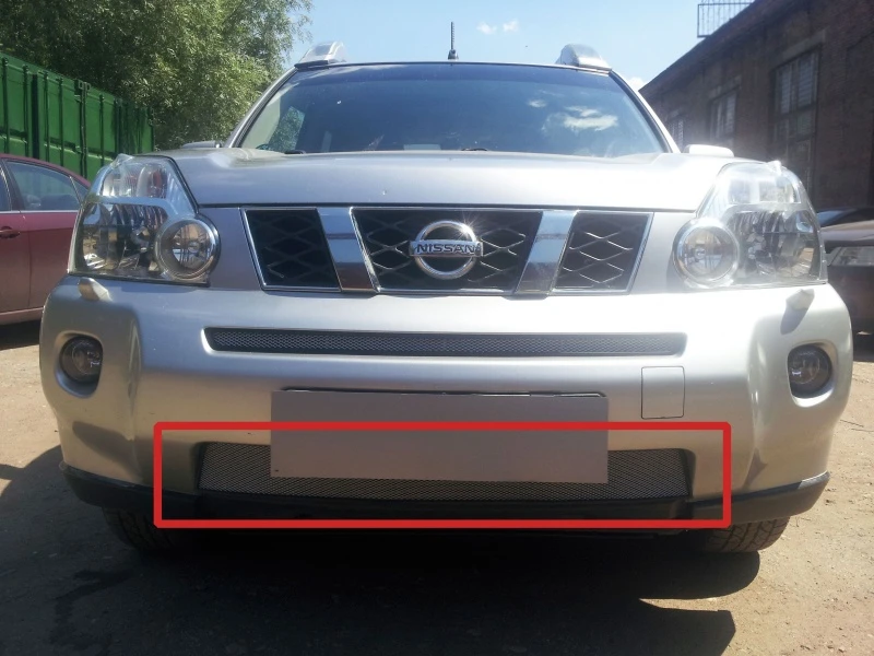 Защитная сетка радиатора низ для Nissan X-Trail II Хром Стрелка 11 NXTRT31-07.bot.chrome