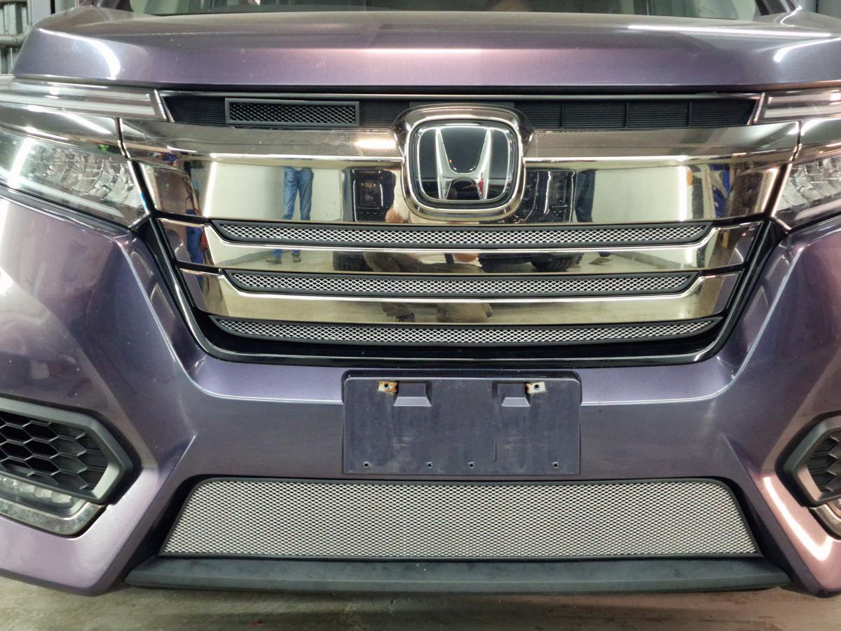 Защитная сетка радиатора верх 5 частей для Honda Stepwgn V Рестайлинг