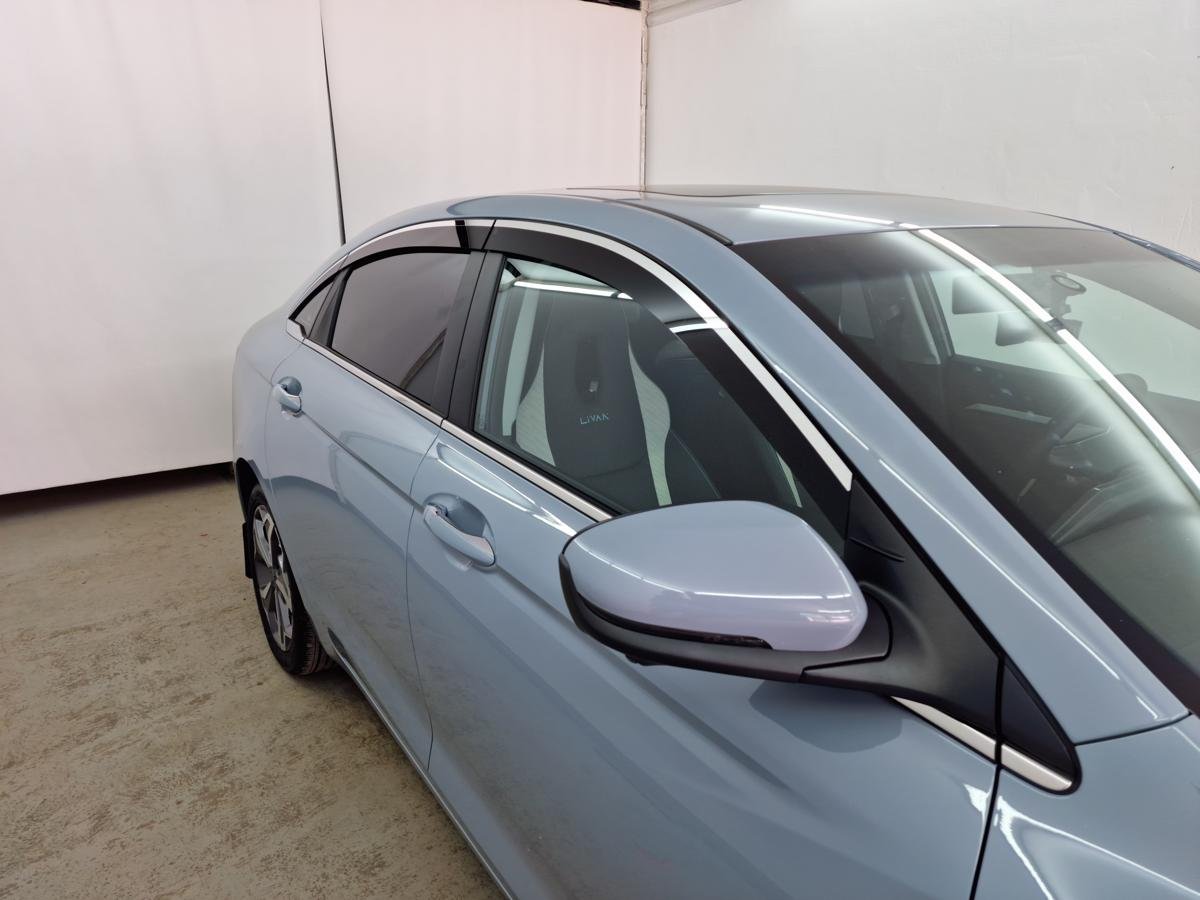 Дефлекторы окон 2D с хром накладками 6 шт. для Livan S6 Pro