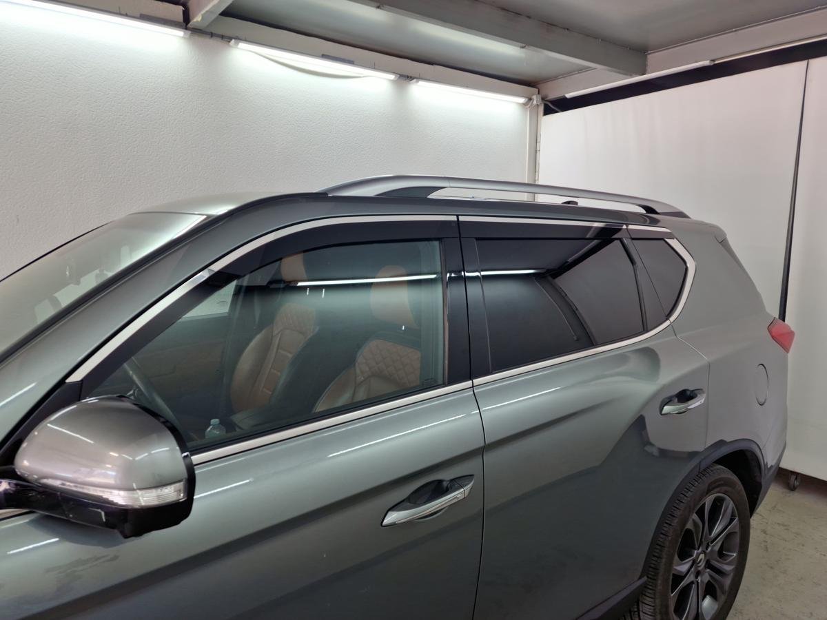 Дефлекторы окон с хром накладками 2D 6 шт для SsangYong Rexton IV Рестайлинг