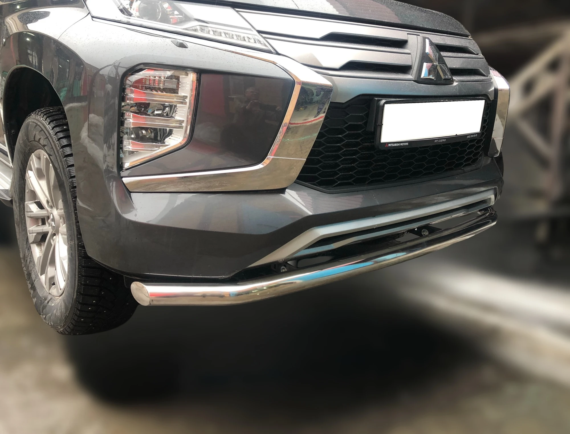 Защита переднего бампера d60 мм для Mitsubishi Pajero Sport III Рестайлинг  Юко MSPS.21.02