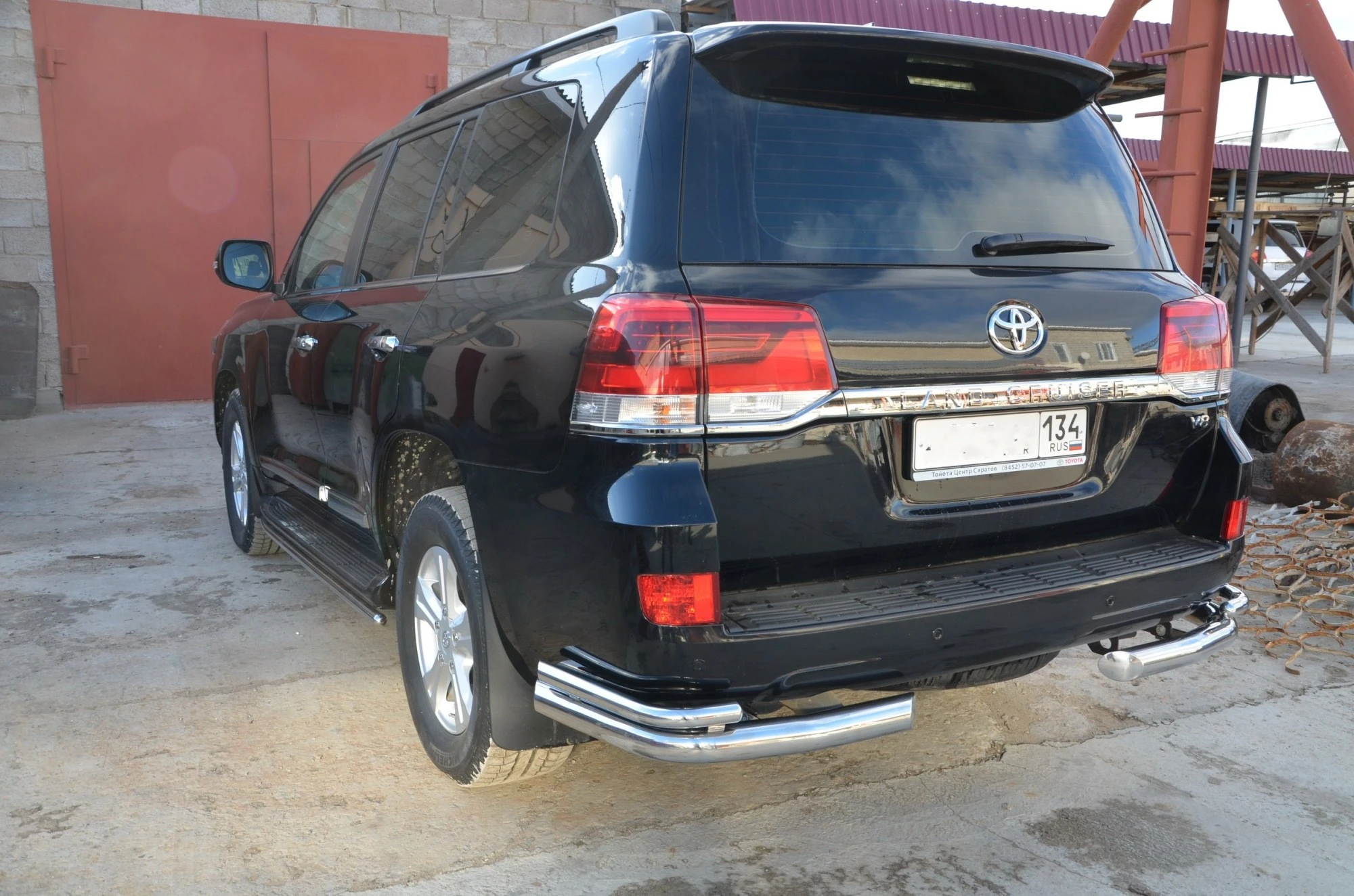 Защита заднего бампера угловая двойная d76/42 мм для Toyota Land Cruiser 200 Series Рестайлинг 2  Юко TLC200.15.20