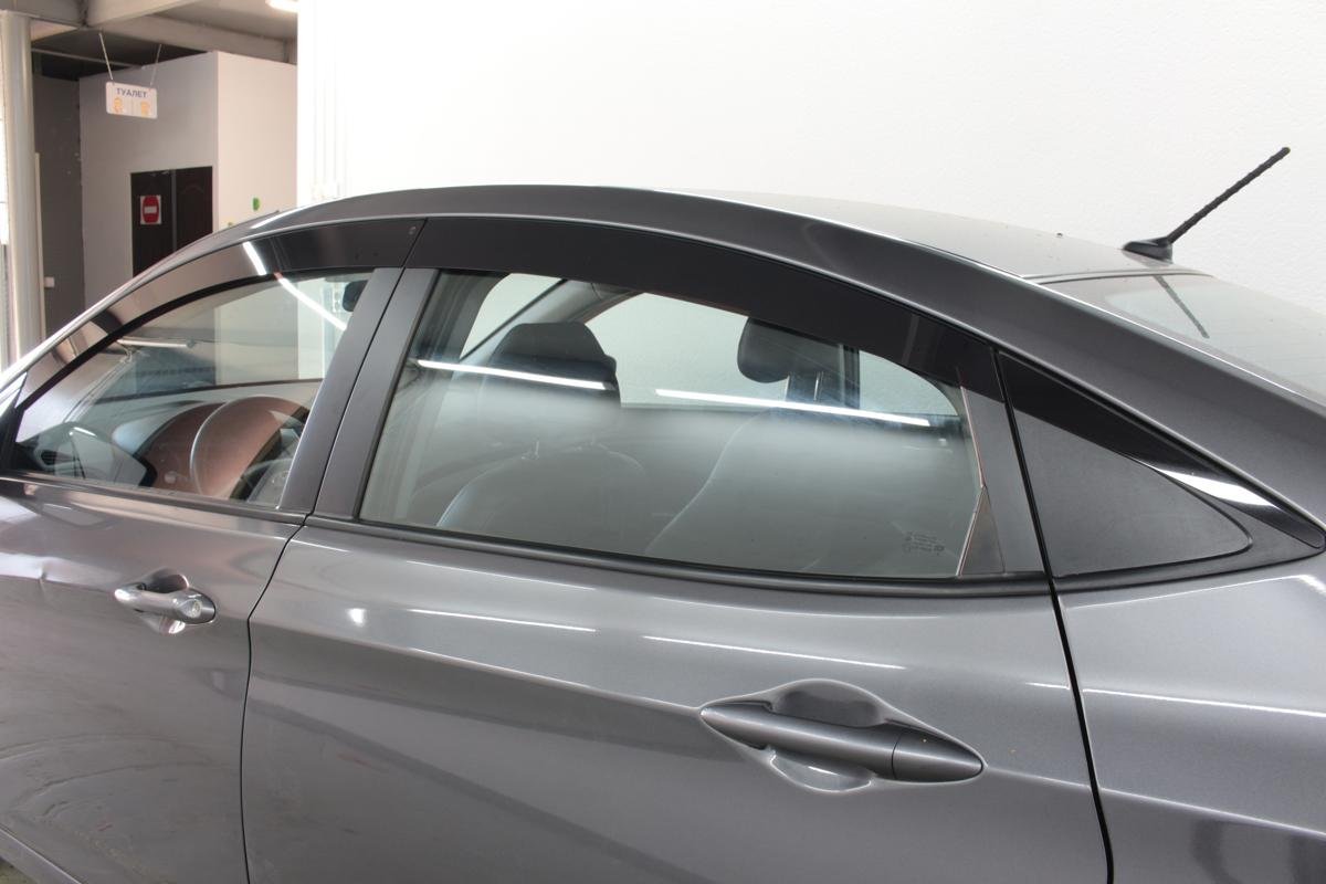 Дефлекторы окон 2D 6 шт (для кузова седан) для Hyundai Solaris I Рестайлинг