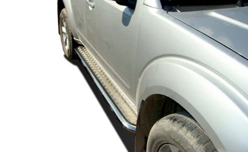 Пороги с накладным листом d60 мм для Nissan Pathfinder III Рестайлинг  Юко NPF.10.42