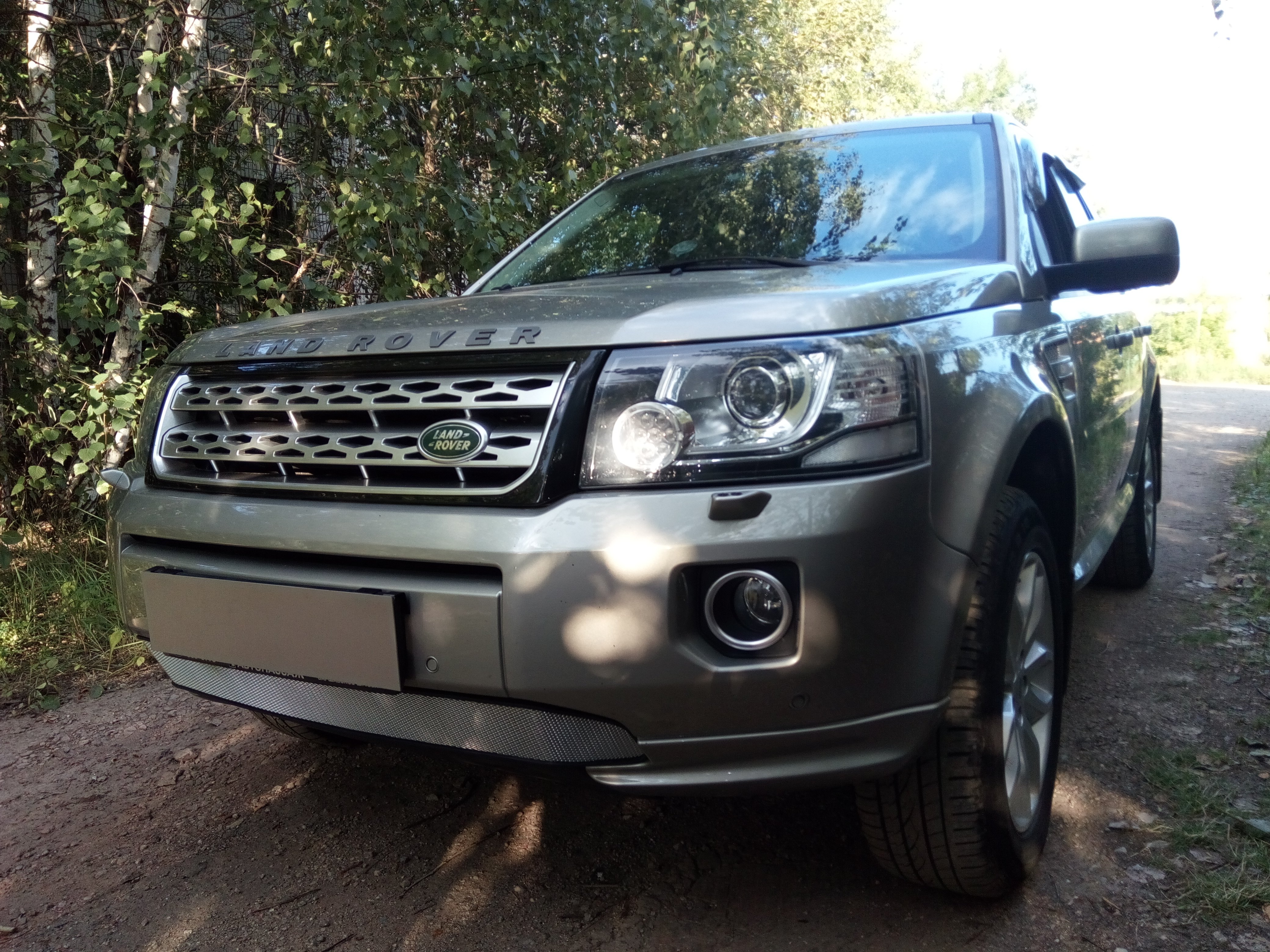 Защитная сетка радиатора для Land Rover Freelander II Рестайлинг 2