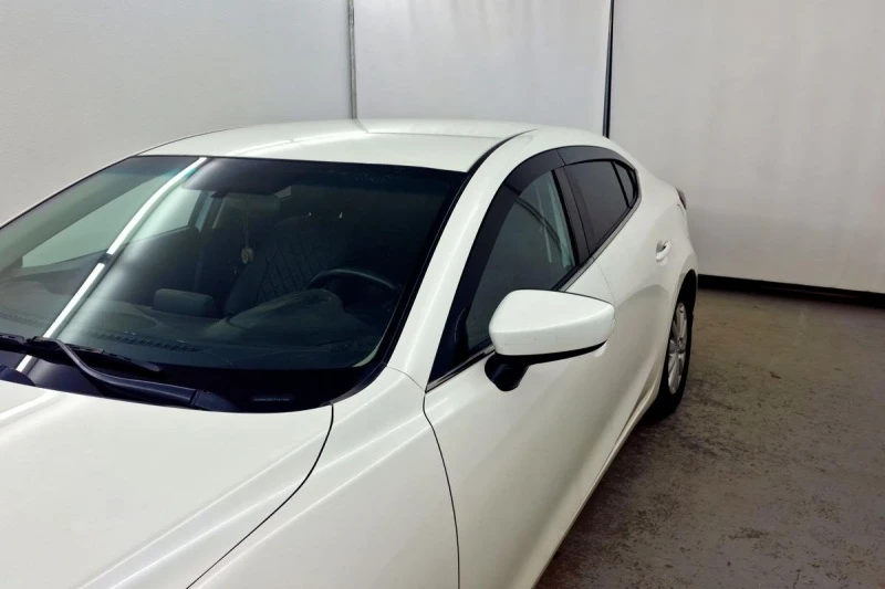Дефлекторы окон 2D 4 шт. для Mazda 3 III (BM) Рестайлинг Черный Стрелка 11 2D237-4.S11