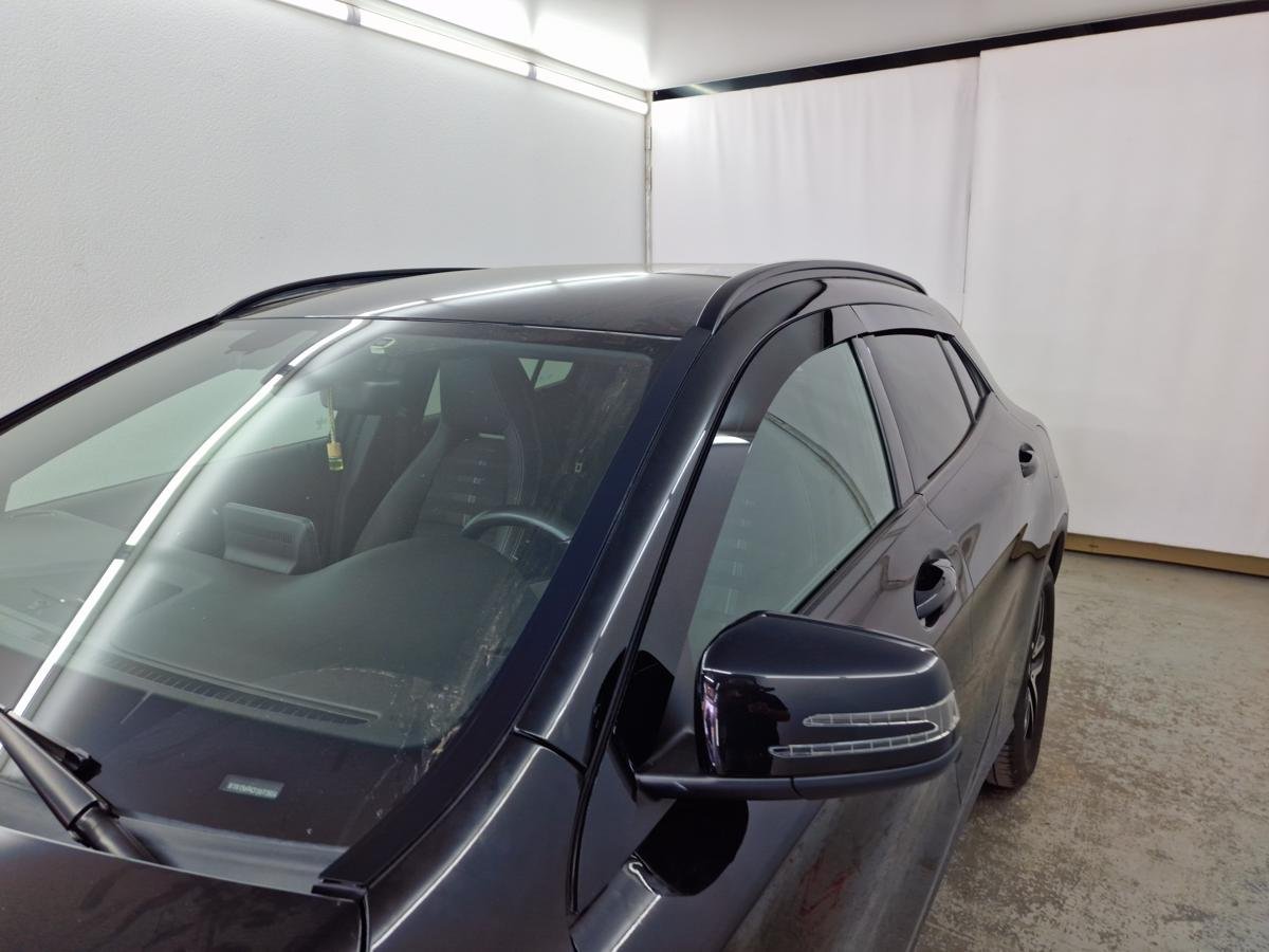 Водосток лобового стекла Премиум для Mercedes-Benz GLA I (X156) Рестайлинг