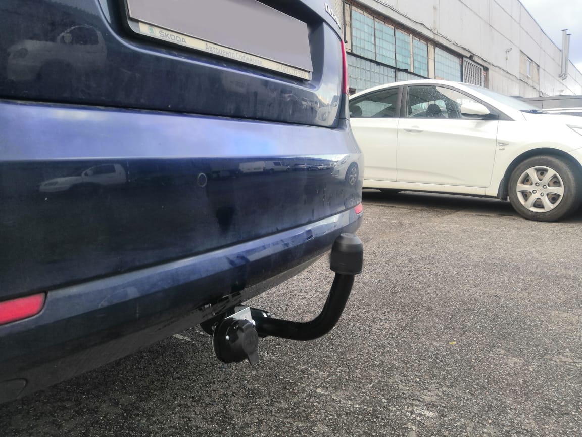 Фаркоп Leader с типом шара A для Skoda Octavia II (A5) Рестайлинг