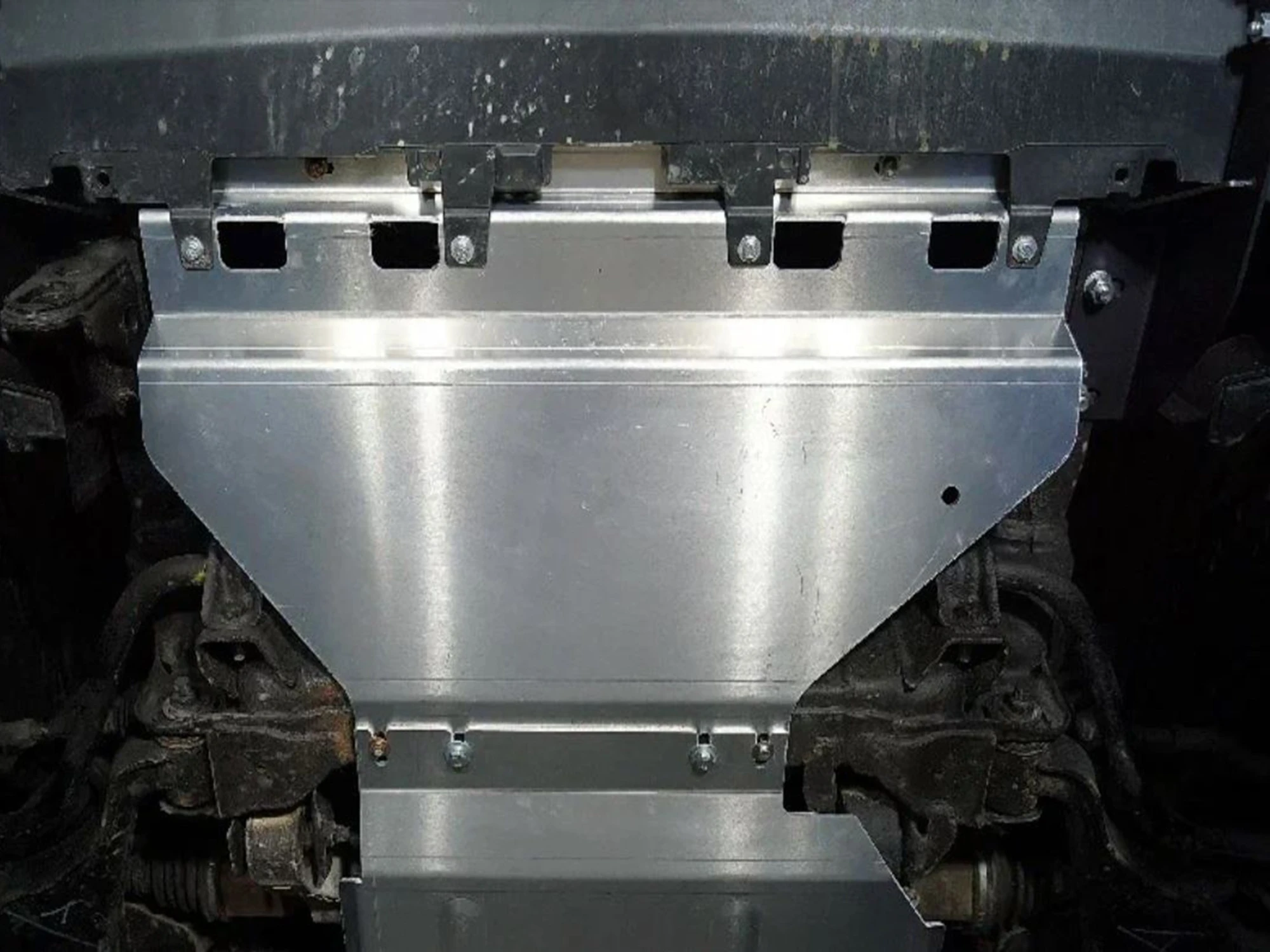 Защита радиатора для DongFeng DF6  ТСС ZKTCC00578