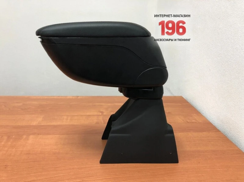 Подлокотник модельный ARM-1 для Nissan Terrano III (D10)  INOX ARM1006 Black