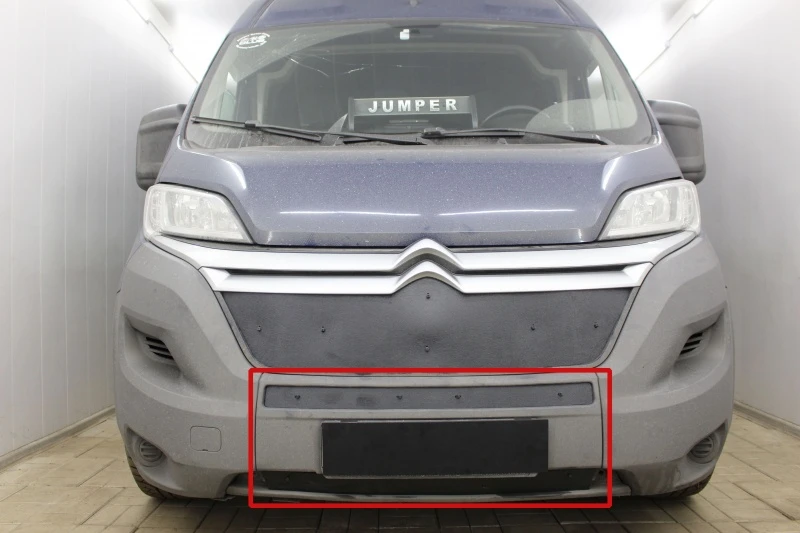 Зимняя заглушка радиатора на стяжке низ (2 части) для Fiat Ducato III Рестайлинг Черный Стрелка 11 ZZ.CJUMP14.bot