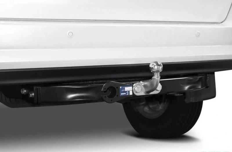 Фаркоп Berg с типом шара F для Toyota Fortuner II Рестайлинг  Berg F.5715.001