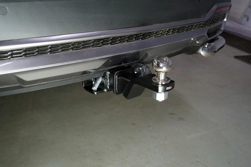 Фаркоп с типом шара Е нерж. для Kia Sorento IV