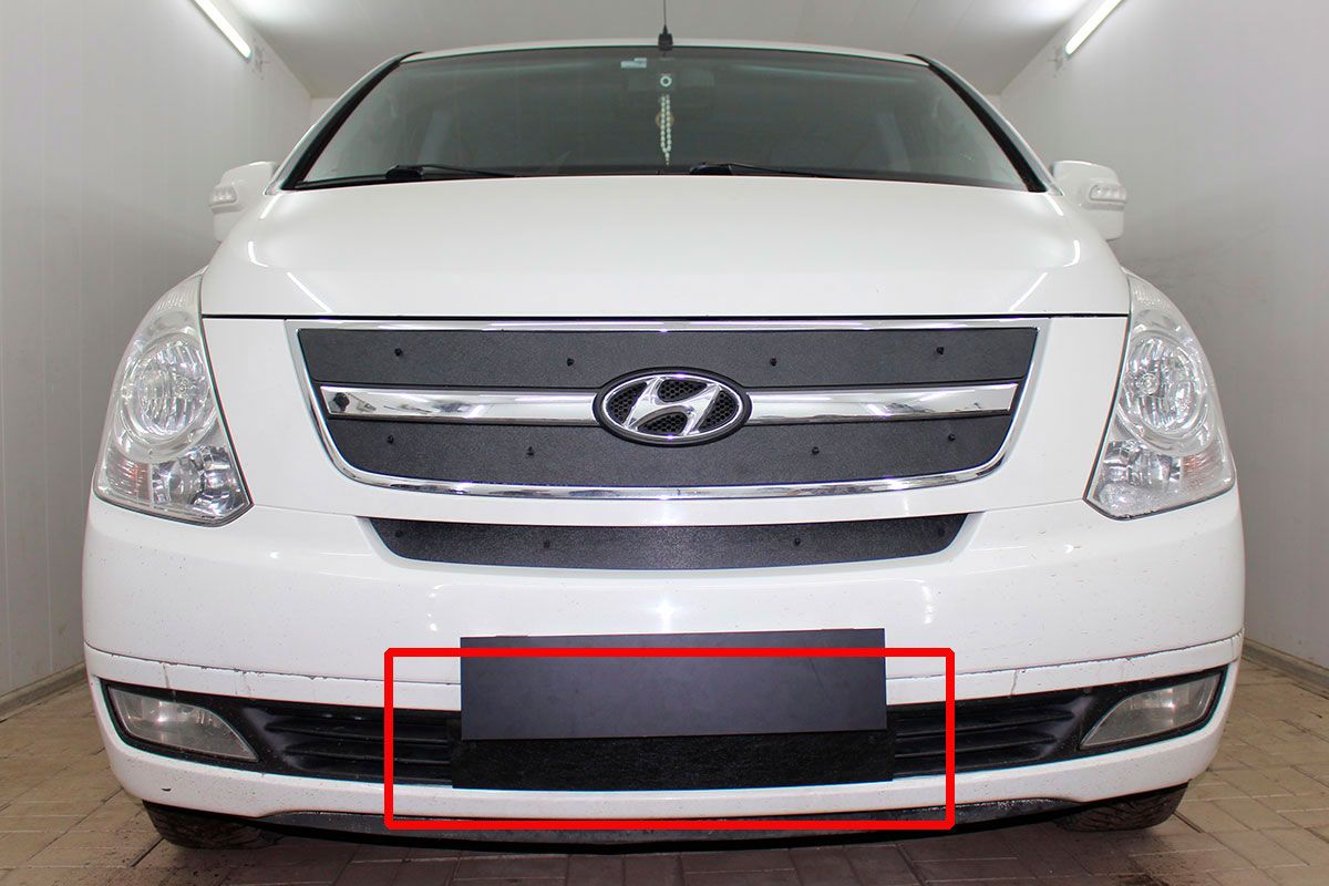 Зимняя заглушка радиатора на стяжке низ для Hyundai H-1 (Starex) II