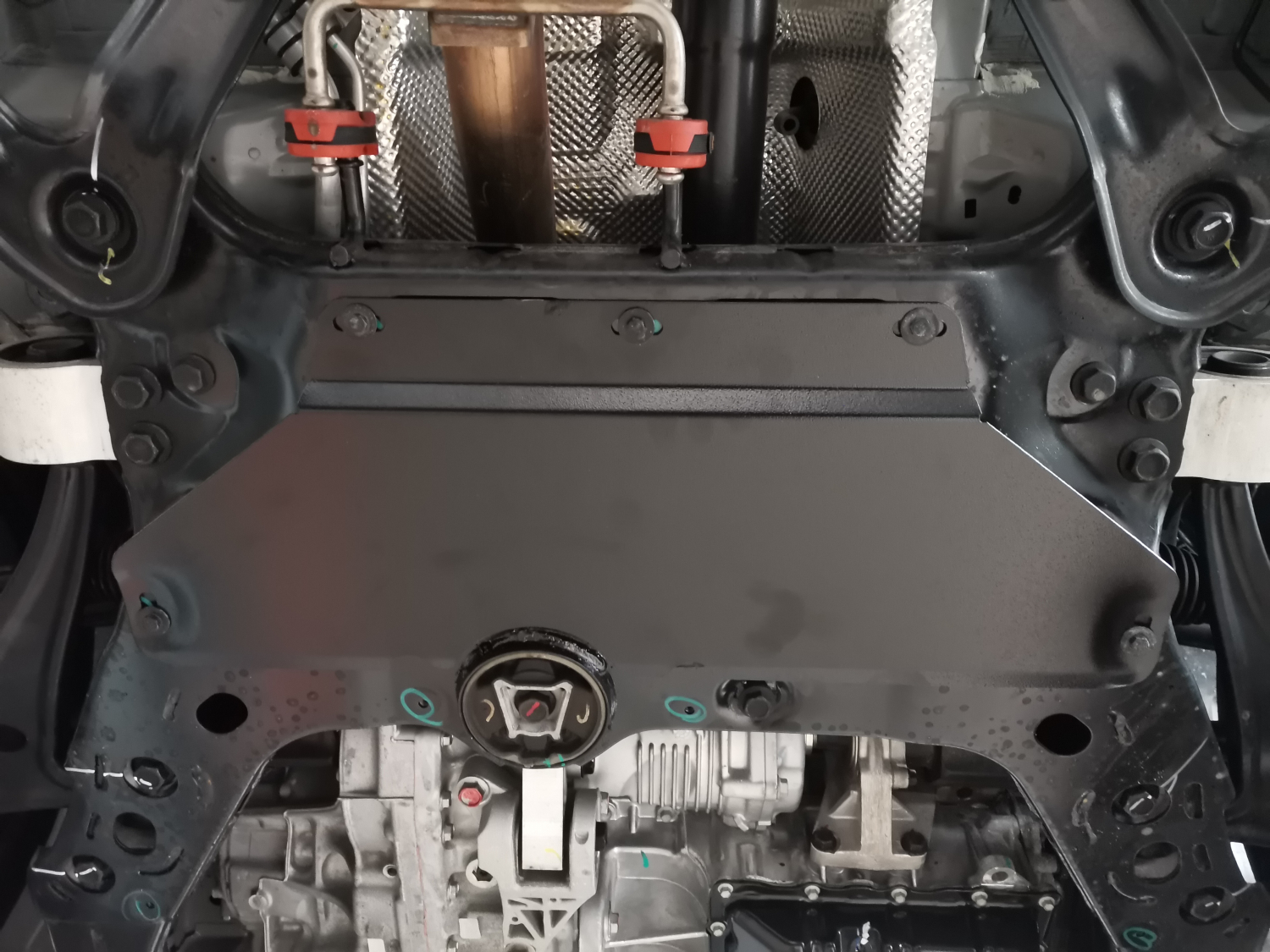 Защита радиатора и рулевой рейки для GAC M8