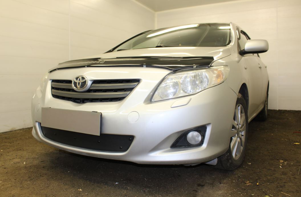 Зимняя заглушка радиатора к съемной сетке для Toyota Corolla X (E140, E150)