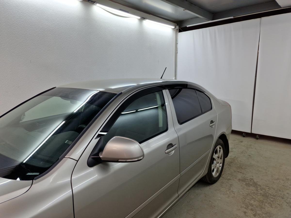 Дефлекторы окон 2D 4 шт для Skoda Octavia II (A5) Рестайлинг