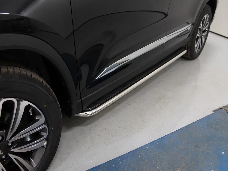 Пороги с площадкой (нерж. лист) 42,4 мм для Chery Tiggo 8 I Рестайлинг