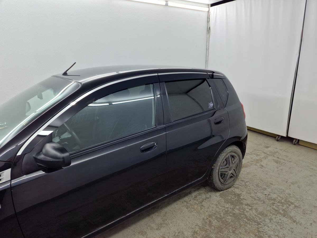 Дефлекторы окон 2D с хром накладками 6 шт. для Chevrolet Aveo I Рестайлинг