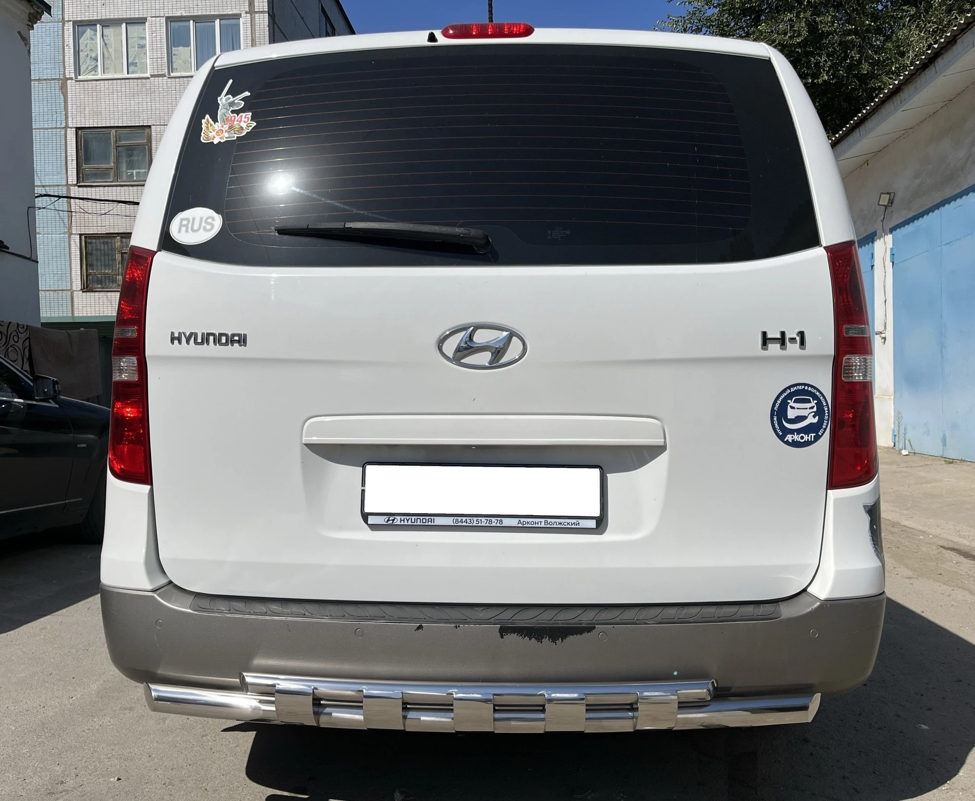 Защита заднего бампера двойная с перемычками d60/42 мм для Hyundai Grand Starex I  Юко HYGS.07.25