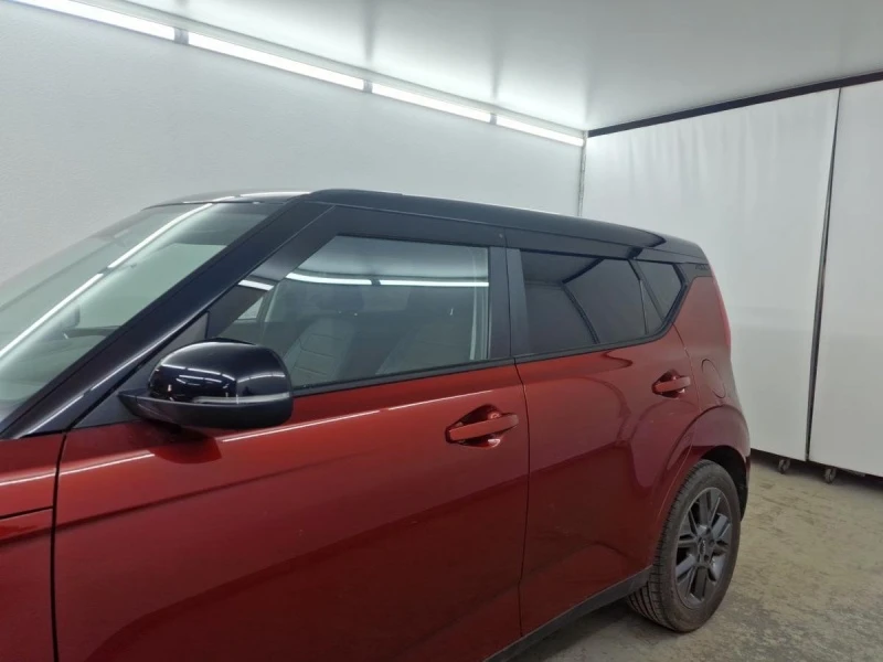 Дефлекторы окон 2D 6 шт для Kia Soul III Черные Стрелка 11 2D192-6.S11