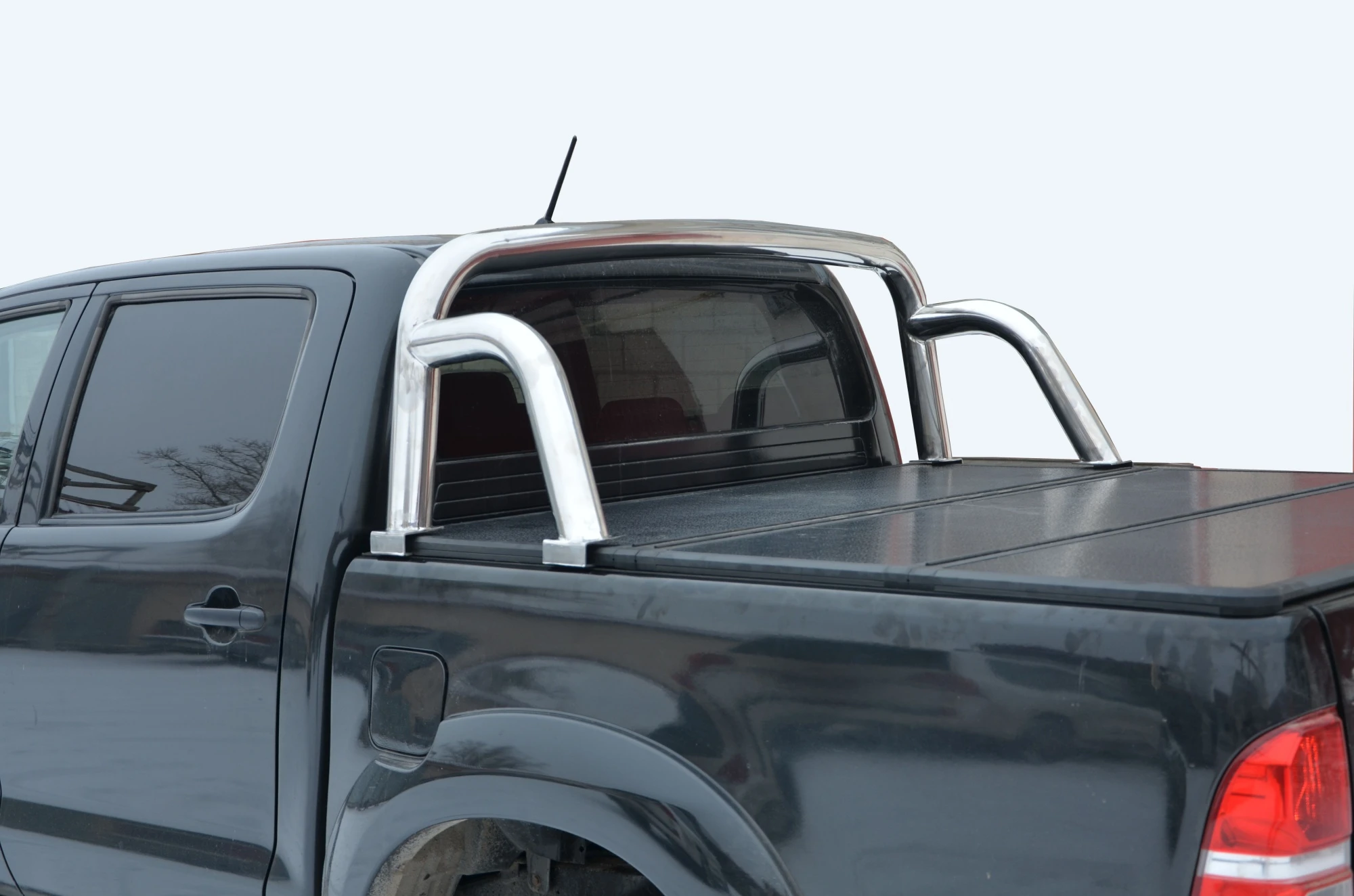 Защитные дуги d76 мм для Toyota Hilux VIII  Юко THL.15.90-3