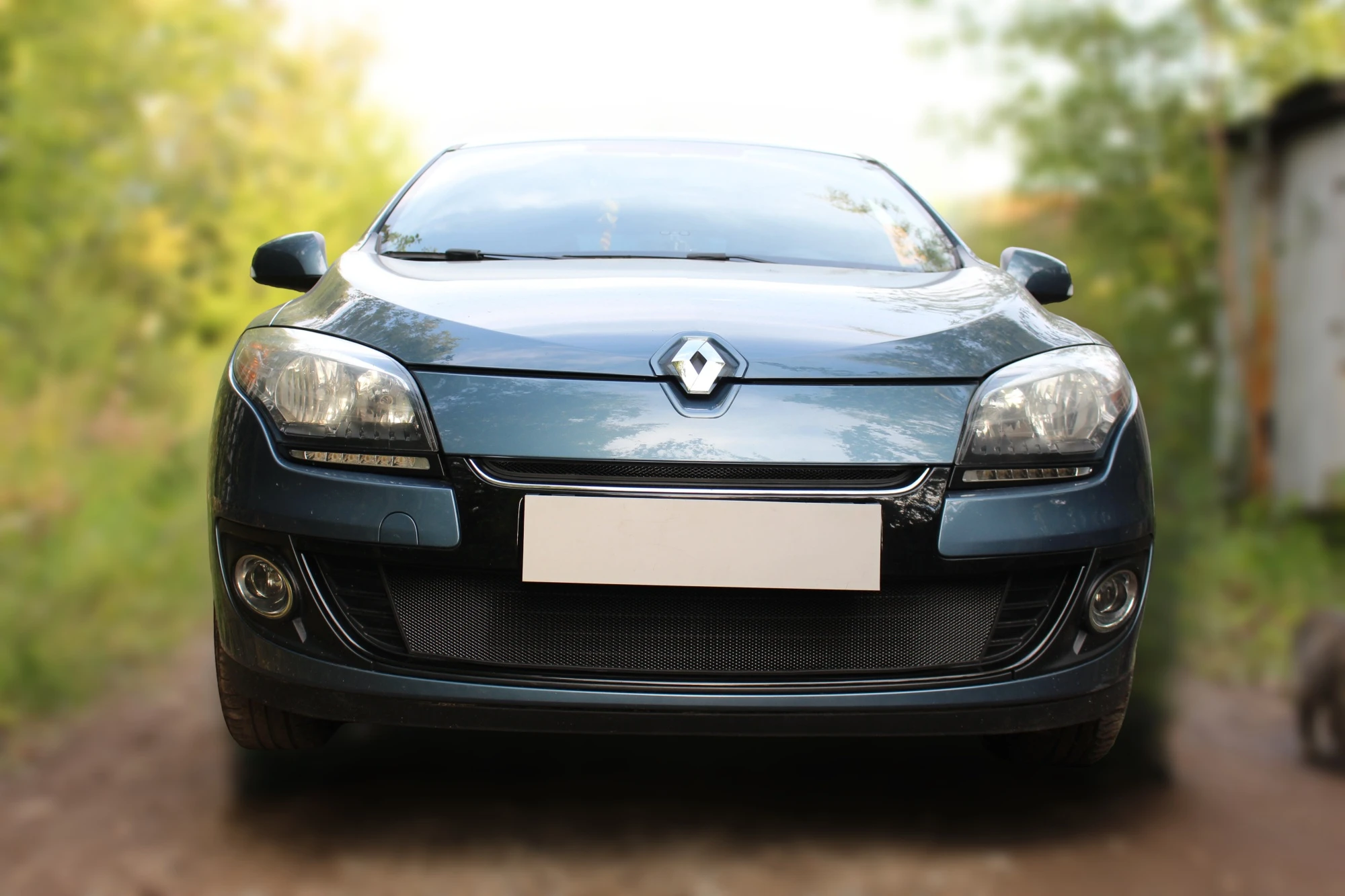 Комплект сеток black верх и низ для Renault Megane III Рестайлинг