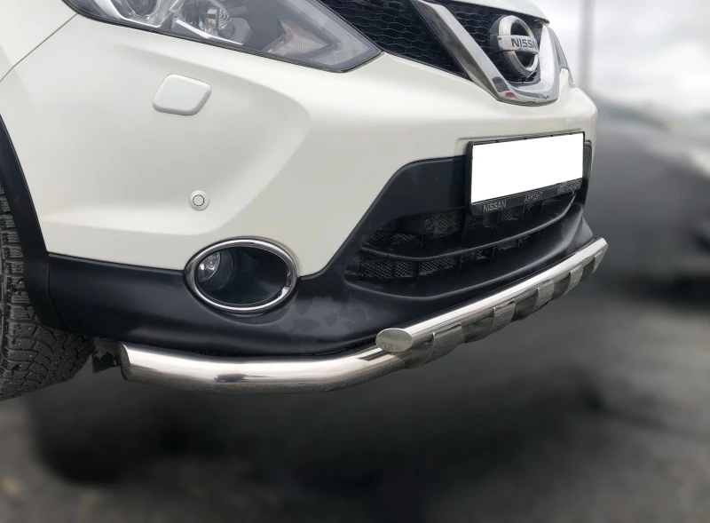 Защита переднего бампера двойная с перемычками d60/42 мм для Nissan Qashqai II  Юко NQ.15.75