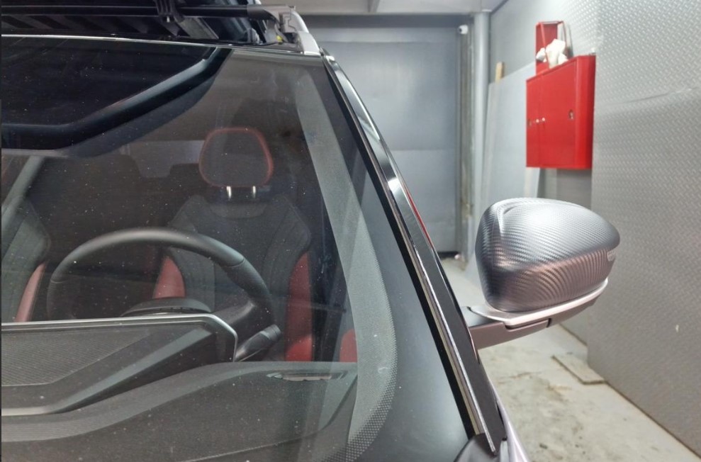 Водосток лобового стекла Премиум для Geely Coolray I Рестайлинг