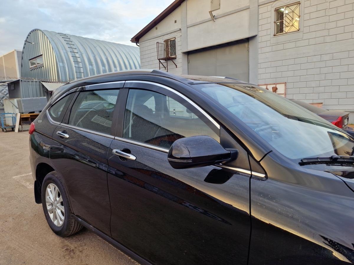 Дефлекторы окон 2D с хром накладками 6 шт. для Haval M6 II